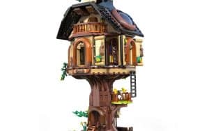Treehouse Library (1782 Teile) Special Deal